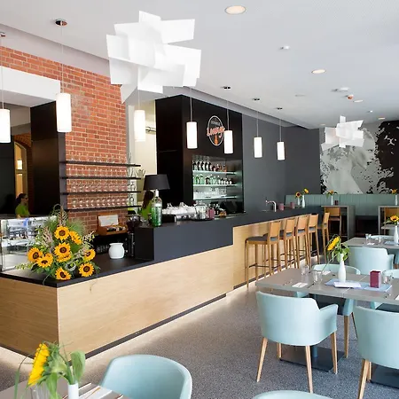 Ostkreuz * برلين