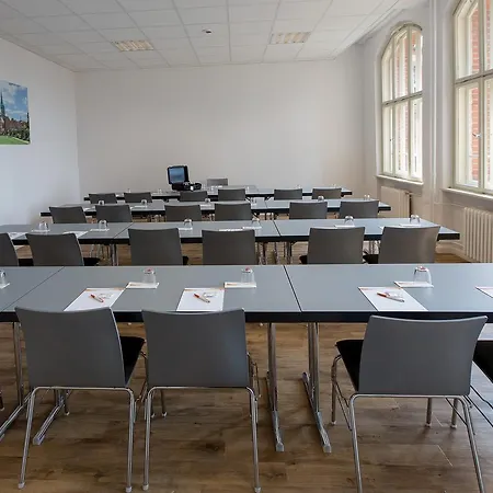 بيت شباب Ostkreuz *